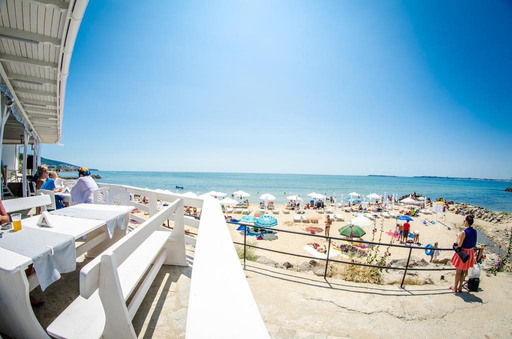 Prestige Mer D'Azur Pantai Sunny Bagian luar foto