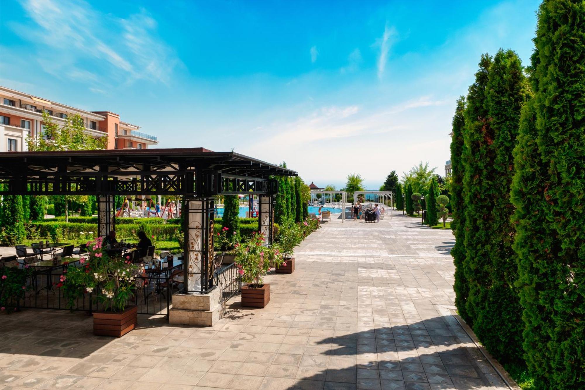 Prestige Mer D'Azur Pantai Sunny Bagian luar foto