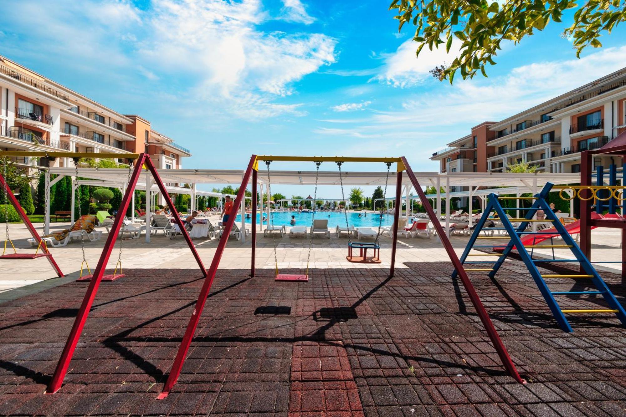 Prestige Mer D'Azur Pantai Sunny Bagian luar foto