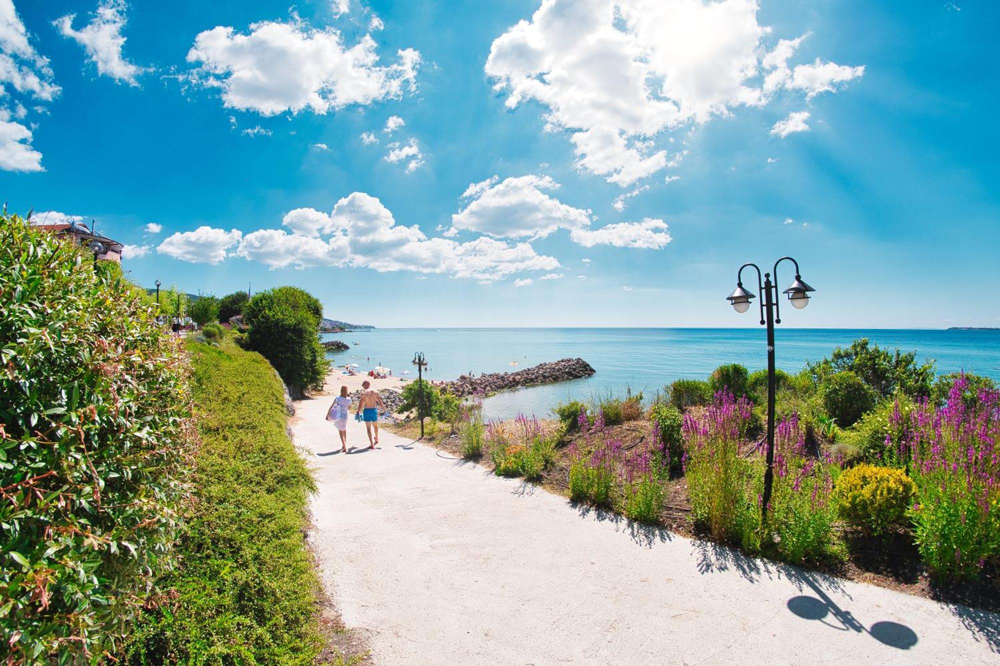 Prestige Mer D'Azur Pantai Sunny Bagian luar foto