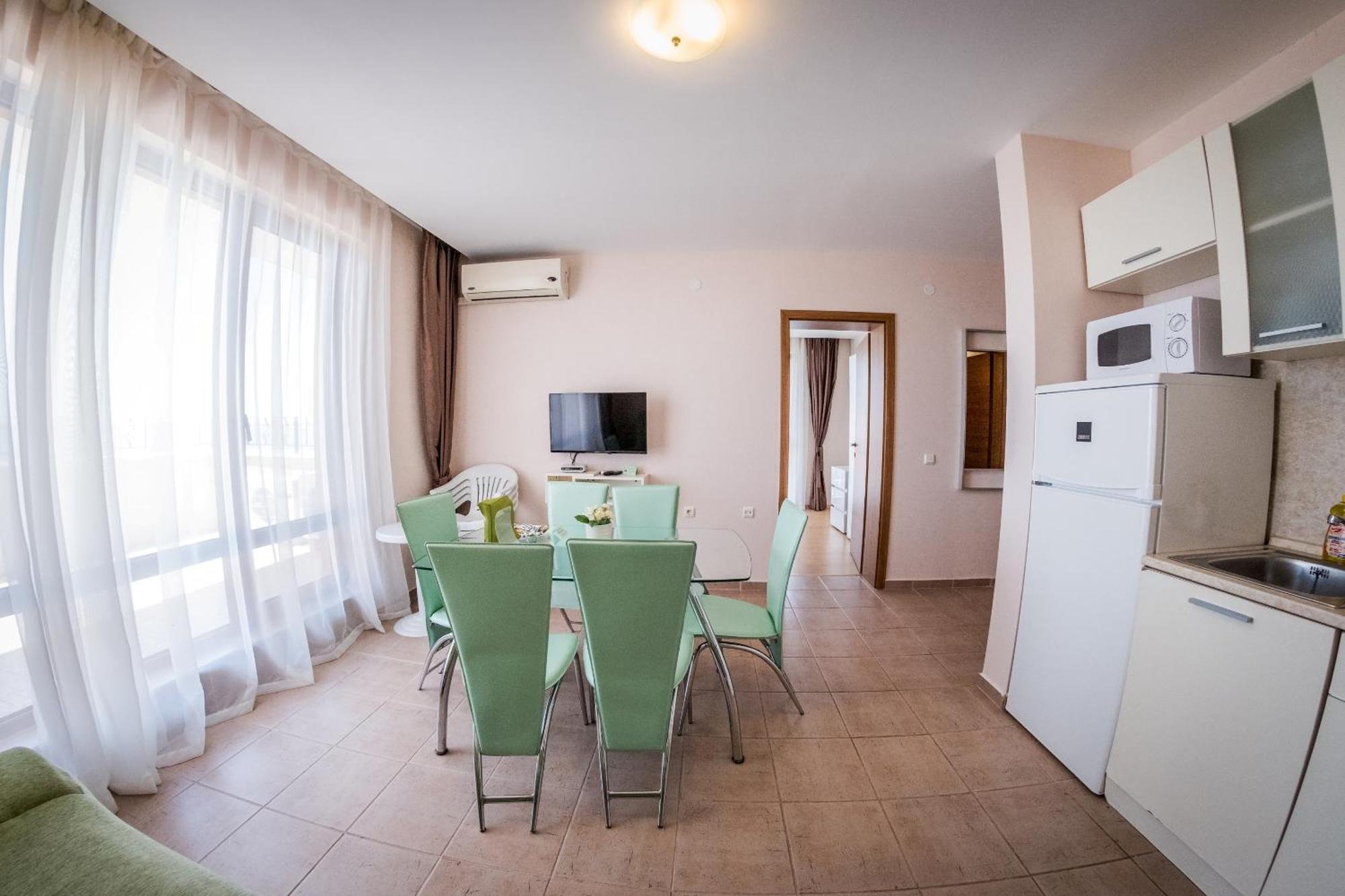 Prestige Mer D'Azur Pantai Sunny Bagian luar foto