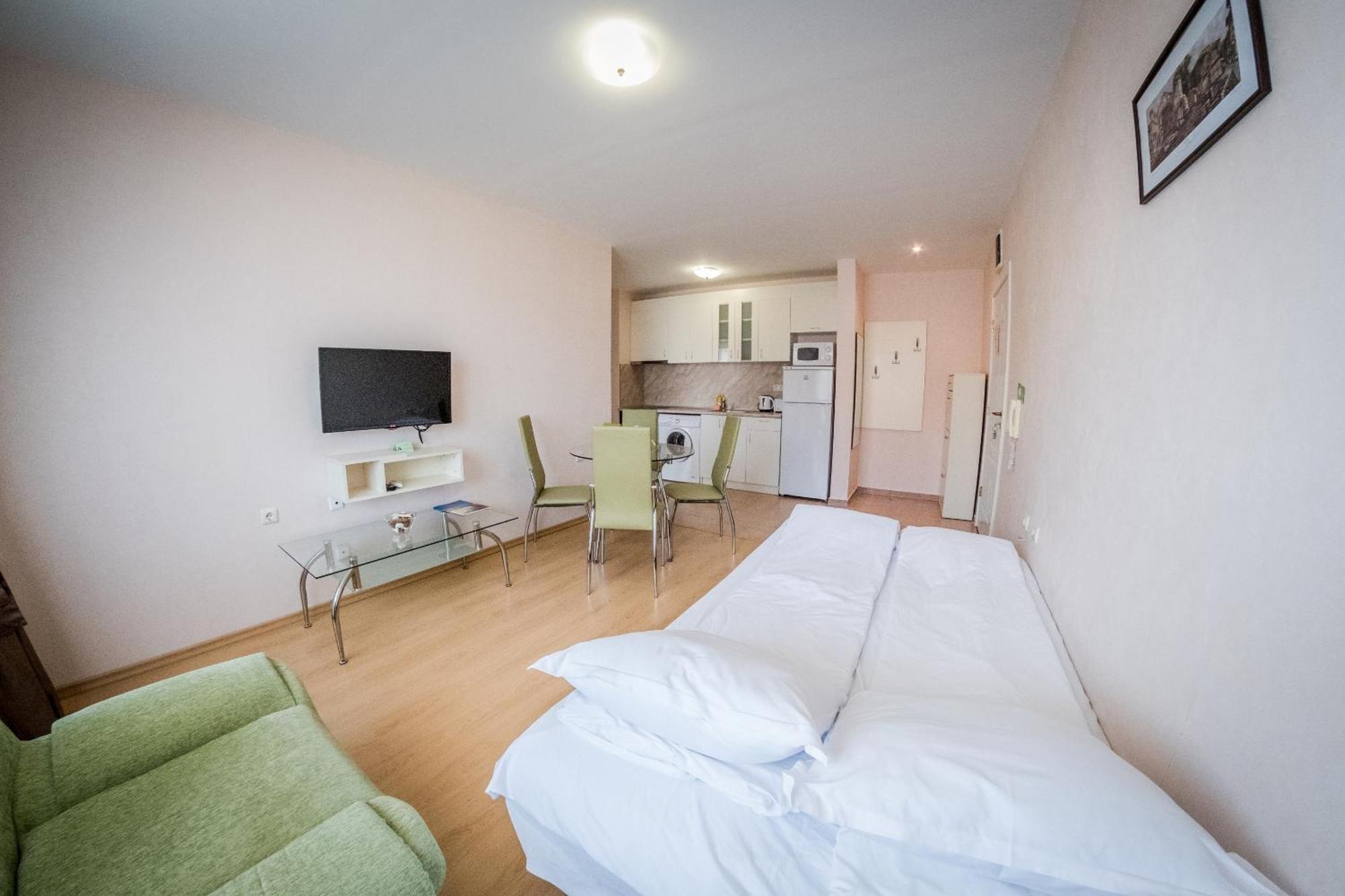 Prestige Mer D'Azur Pantai Sunny Bagian luar foto