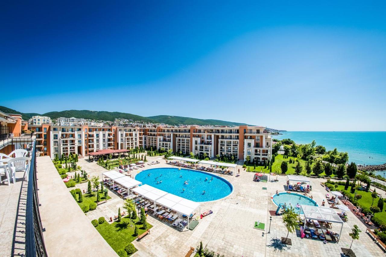 Prestige Mer D'Azur Pantai Sunny Bagian luar foto